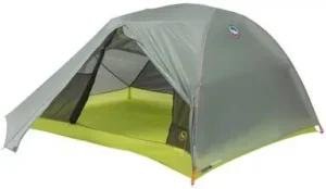 Big Agnes Tiger Wall UL3 kolmen hengen kevyt teltta vaelluksille.