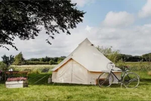 Nordisk Asgard 7.1 suuri puuvillateltta leiriytymiseen ja perhetelttailuun.