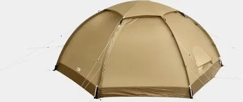 Fjällräven Abisko Dome 2 kahden hengen kupoliteltta hiekanvärisenä.