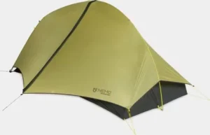 NEMO Hornet OSMO 2P ultrakevyt kahden hengen teltta retkeilykäyttöön.